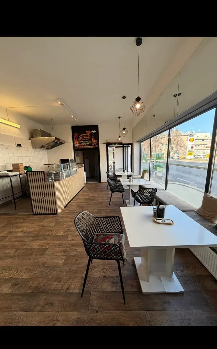 5-Zimmer-Gewerbeimmobilie mieten in Klagenfurt – 74 m², € 1.292