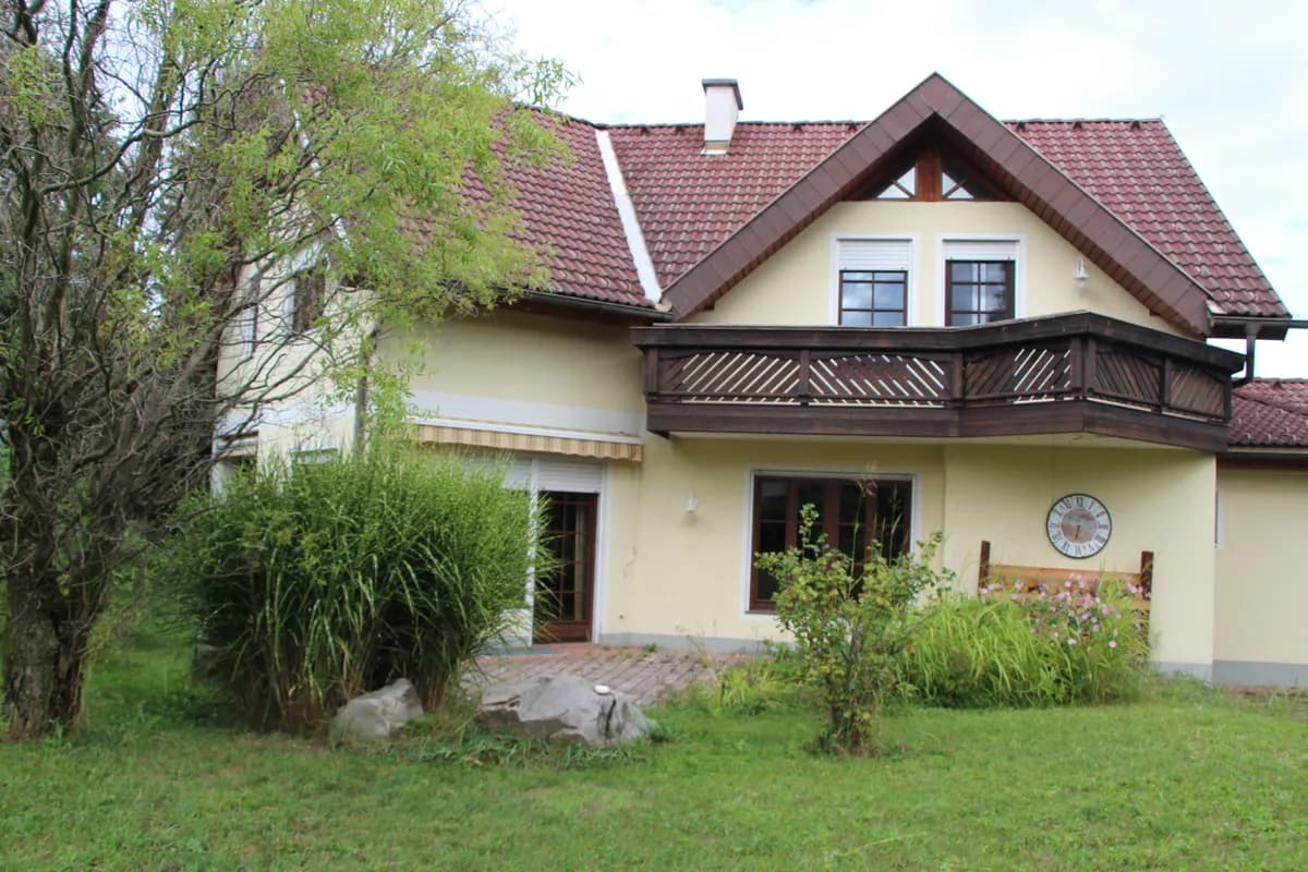 Haus kaufen in Feldkirchen – 200 m², € 780.000