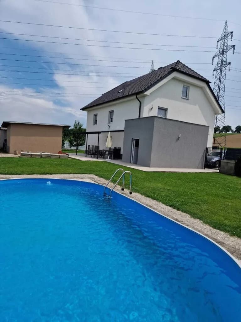 5-Zimmer-Haus kaufen in Grieskirchen – 158 m², € 450.000