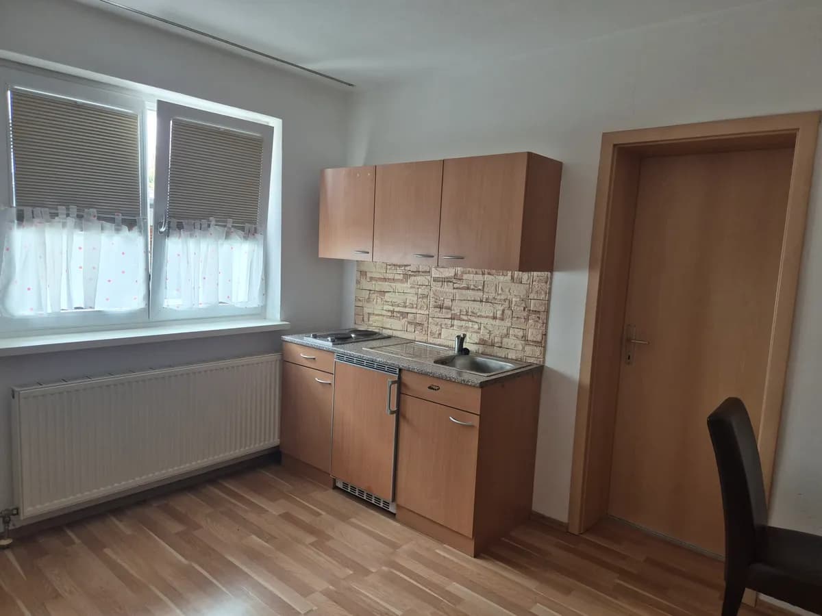 Wohnung mieten in Wels-Land – 20 m², € 400
