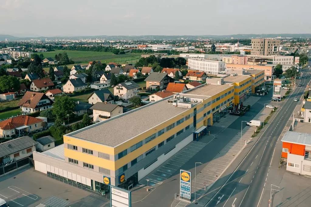 Gewerbeimmobilie mieten in Graz-Umgebung – 306 m², € 14