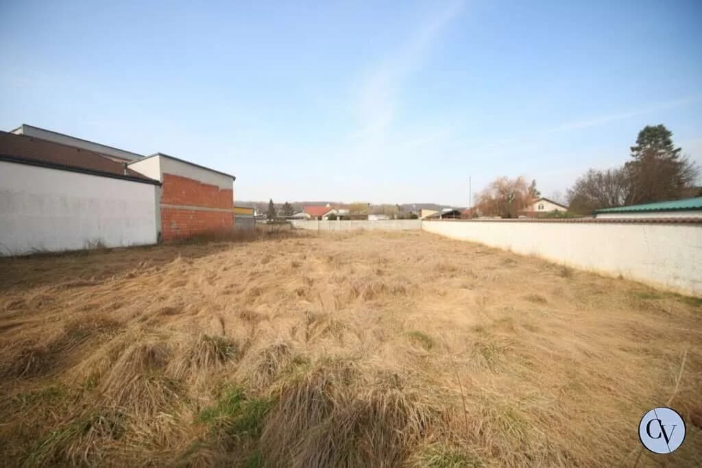 Grundstück kaufen in Neusiedl am See – 1 109 m², € 220.000