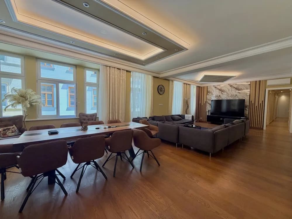 6-Zimmer-Wohnung kaufen in Wien – 262 m², € 1.349.000