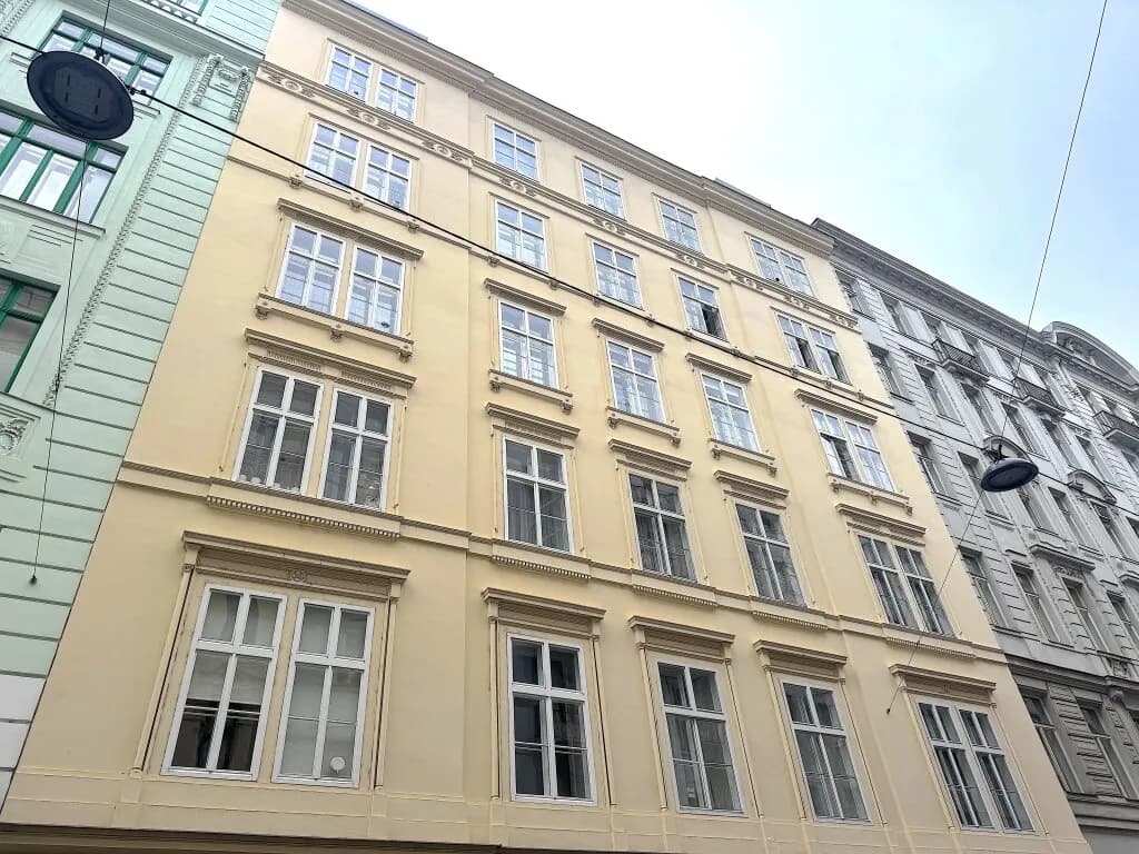 4-Zimmer-Wohnung mieten in Wien – 130 m², € 2.805