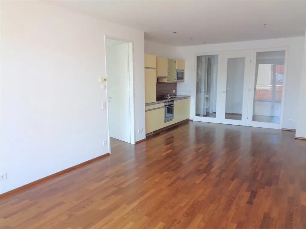 2-Zimmer-Wohnung mieten in Linz – 61 m², € 894