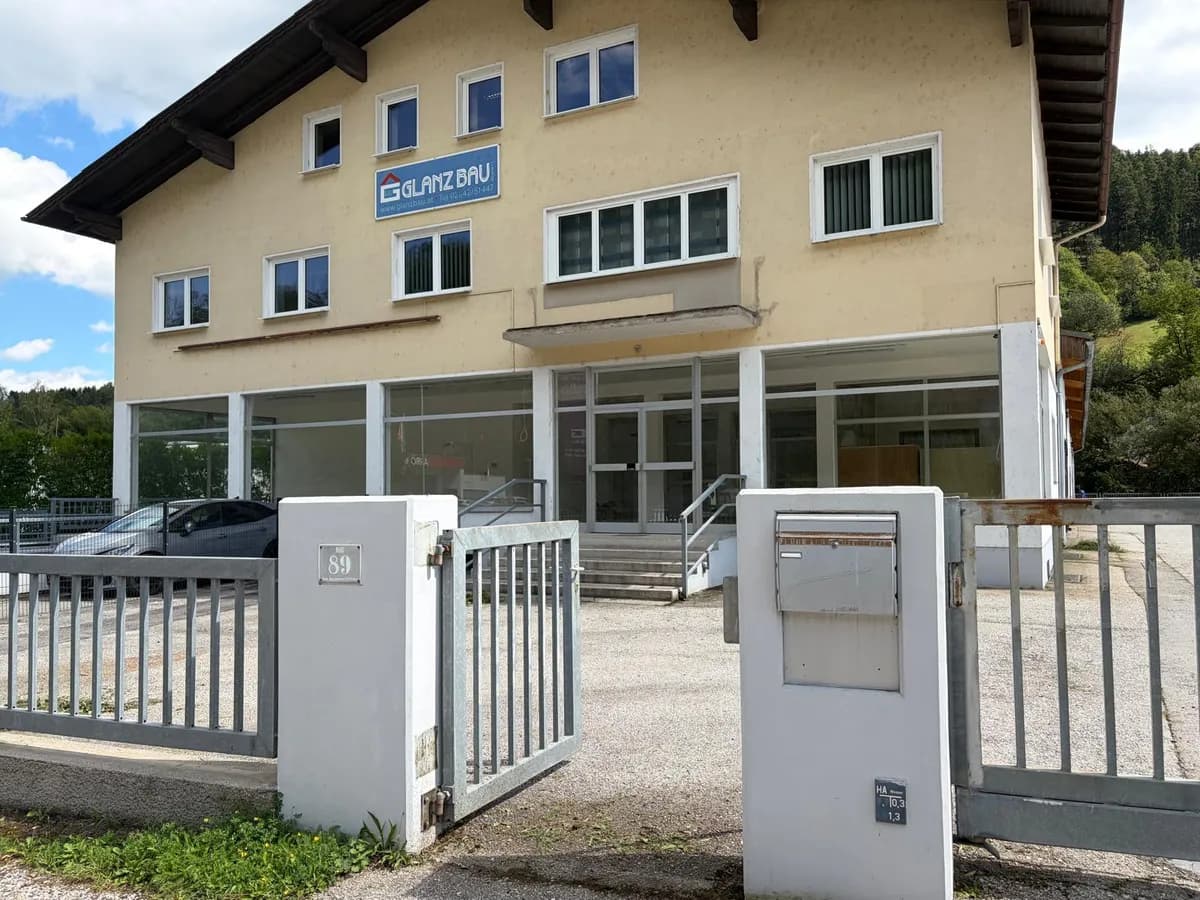 Gewerbeimmobilie mieten in Neunkirchen – 600 m², € 5