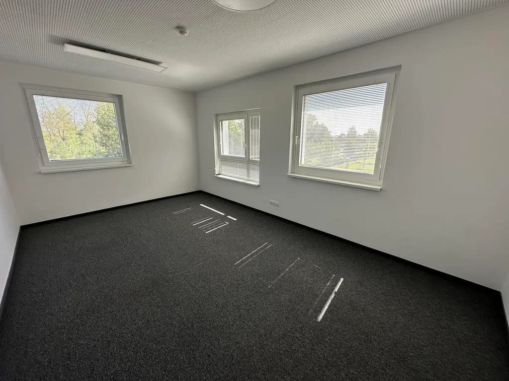 1-Zimmer-Gewerbeimmobilie mieten in Wien – 24 m², € 558