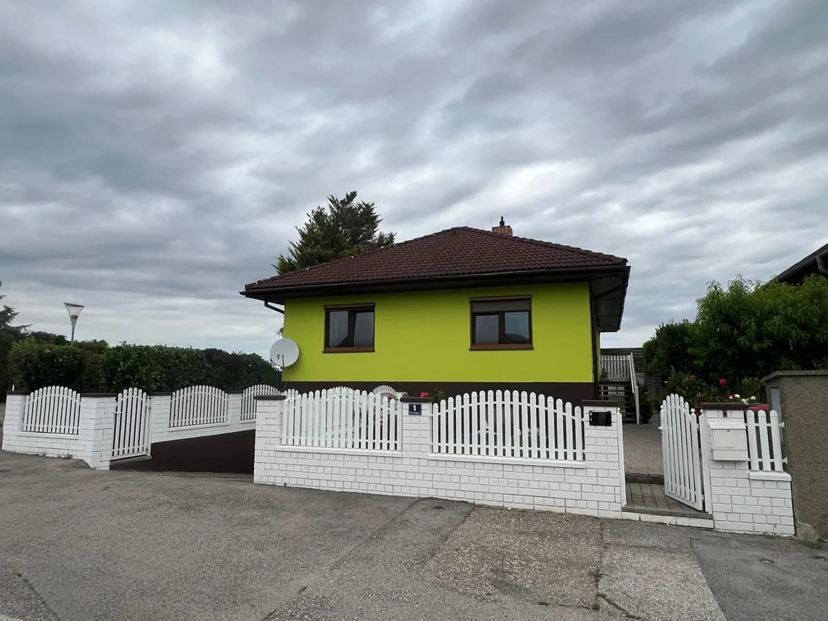 6-Zimmer-Haus kaufen in Gänserndorf – 250 m², € 649.999