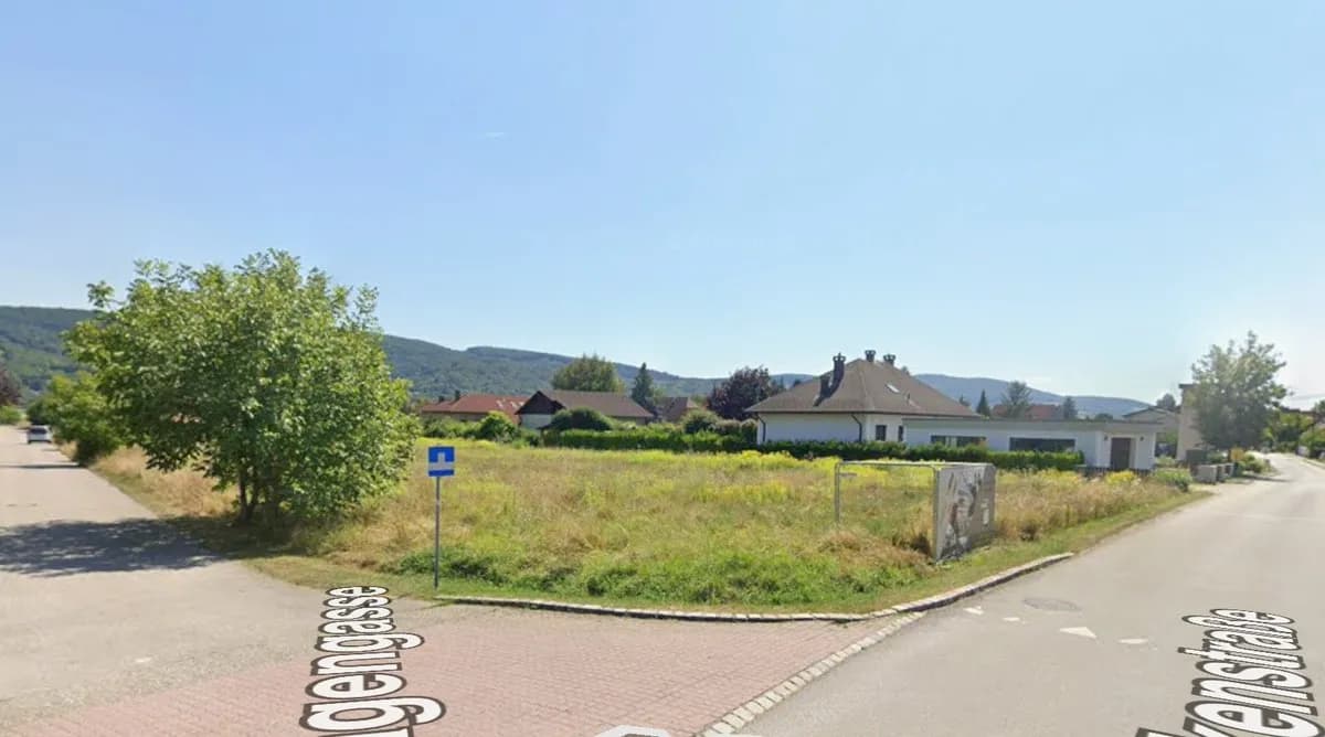 Grundstück kaufen in Tulln – 700 m², € 310.000