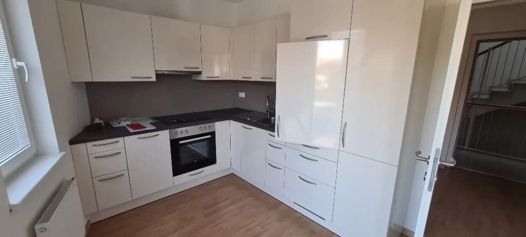 2-Zimmer-Wohnung mieten in Baden – 43,9 m², € 697