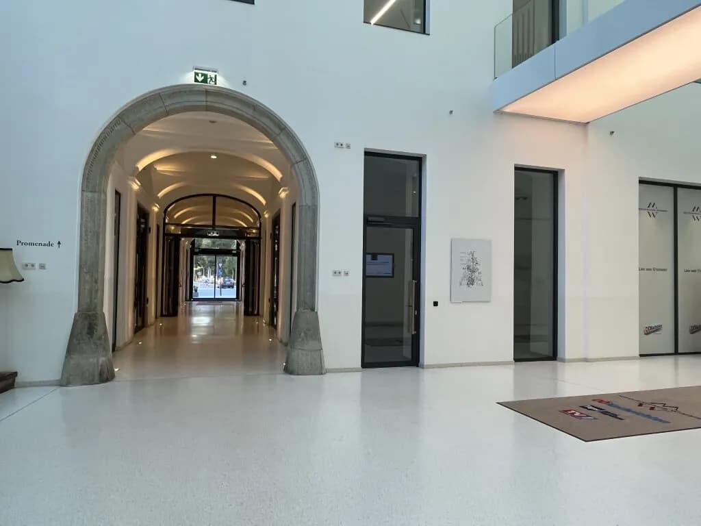 Gewerbeimmobilie mieten in Linz – 74 m², € 2.527