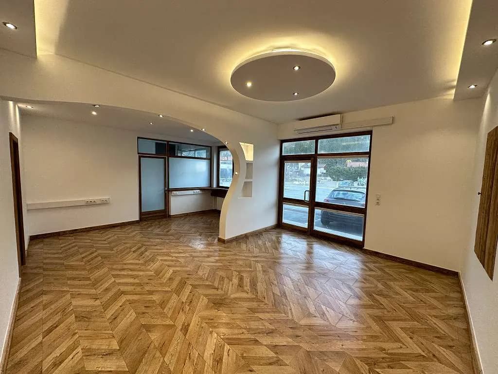 1-Zimmer-Gewerbeimmobilie mieten in Kitzbühel – 40 m², € 990