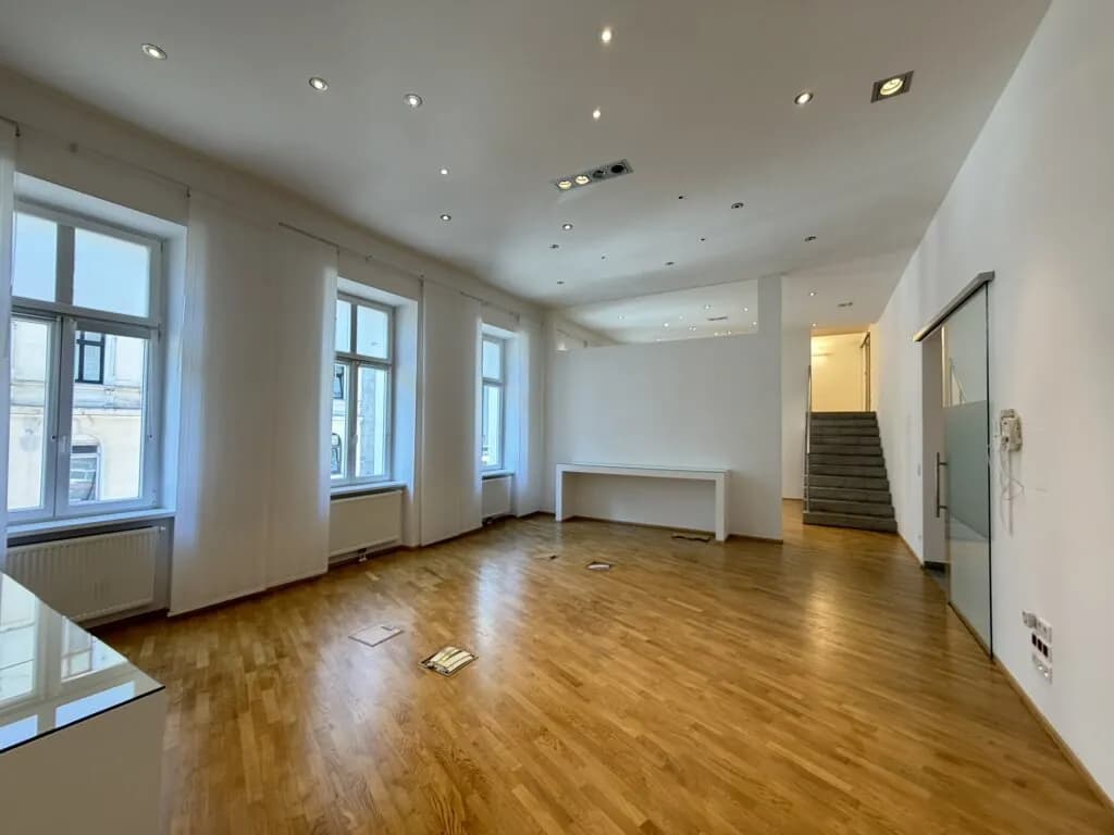 6-Zimmer-Gewerbeimmobilie kaufen in Wien – 215 m², € 620.000