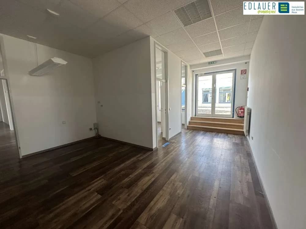 10-Zimmer-Gewerbeimmobilie mieten in Sankt Pölten – 444 m², € 5.407