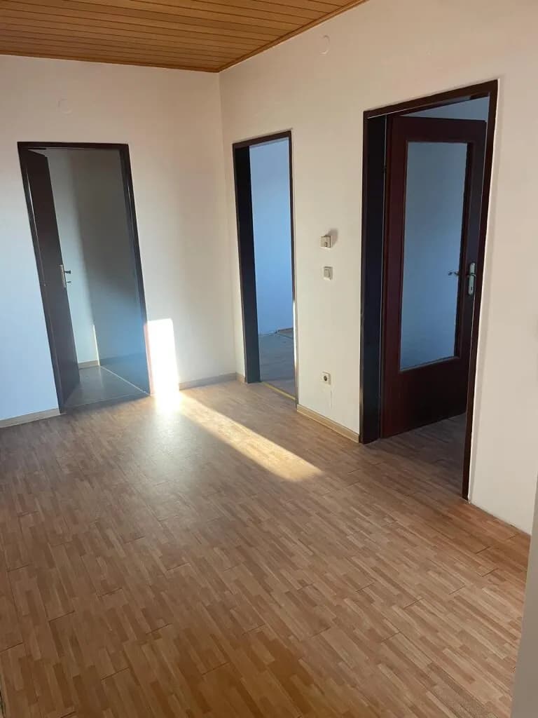 3-Zimmer-Wohnung kaufen in Neusiedl am See – 92 m², € 218.000